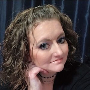 Meet your Posher, Brandy